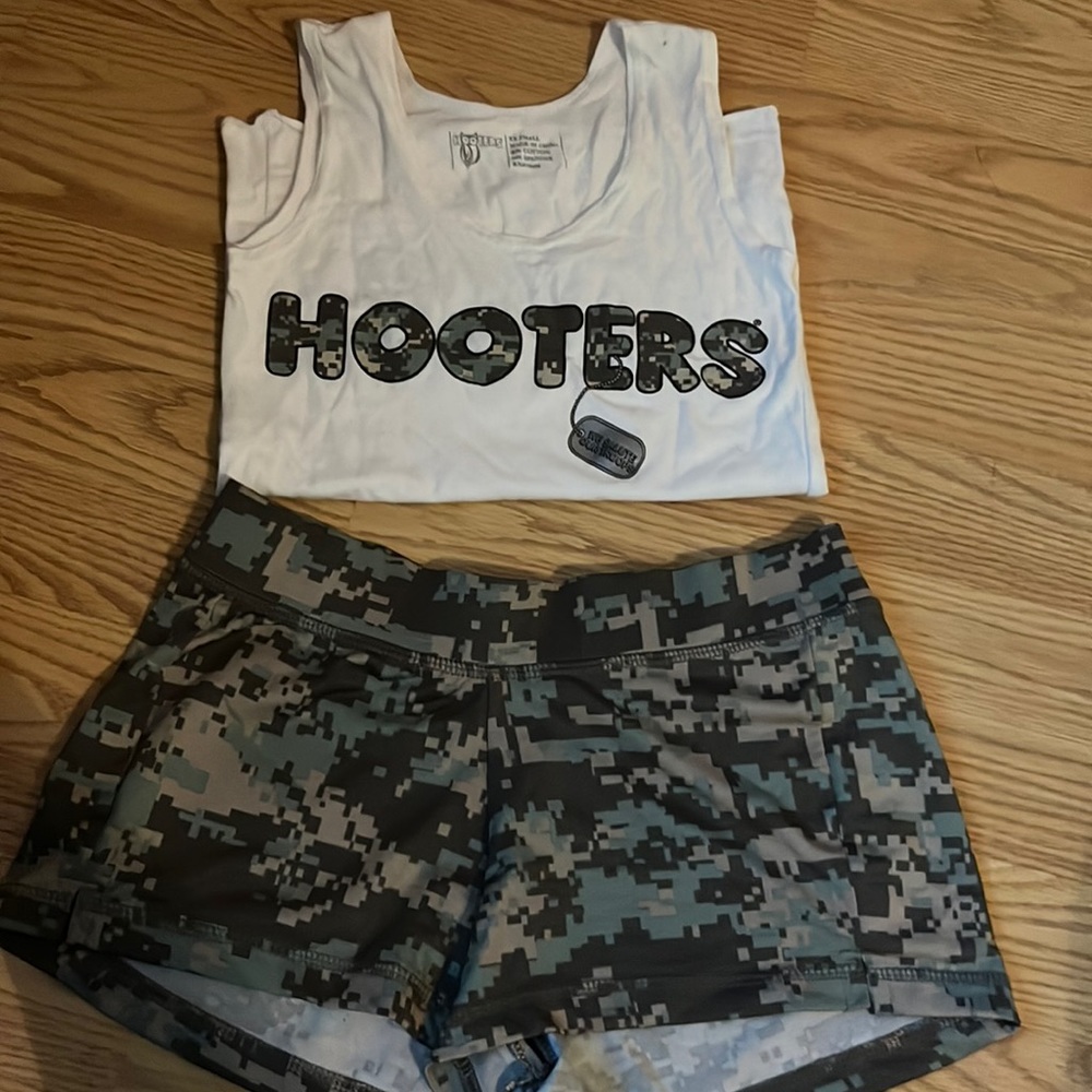 Hooters military uniform